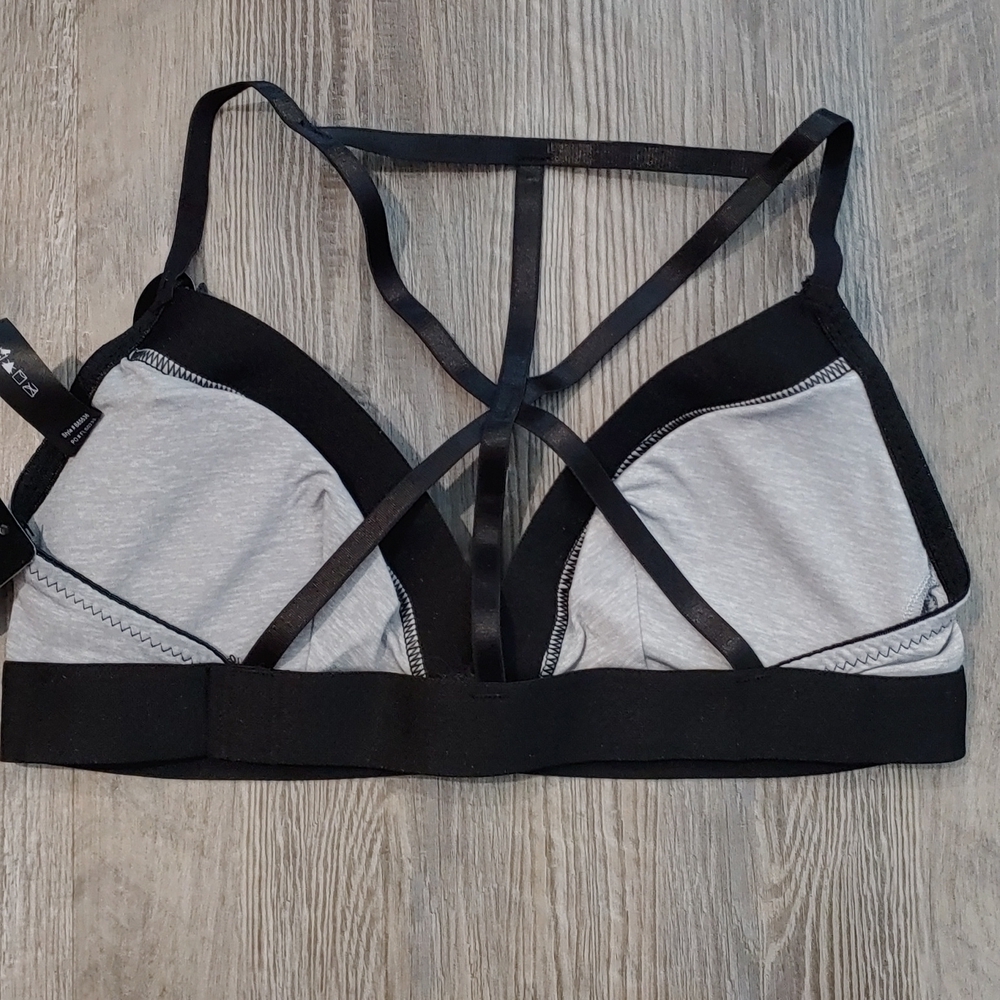 Rene Rofe Bra Size Medium - Picture 2 of 4